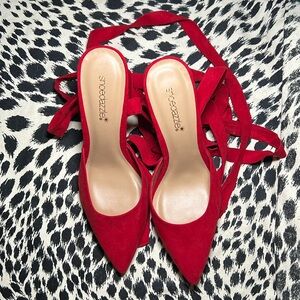 Shoedazzle red heels w/ fabric ties